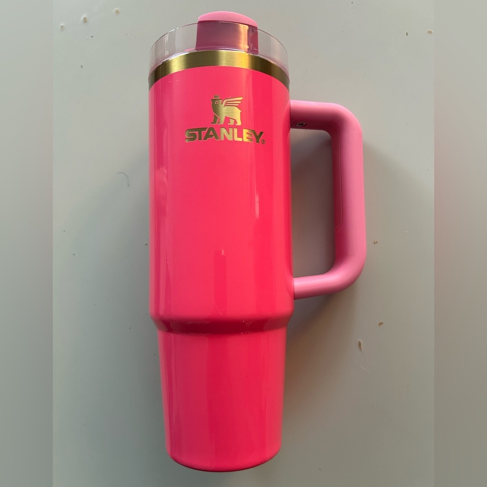 Stanley Pink Parade good condition 30oz